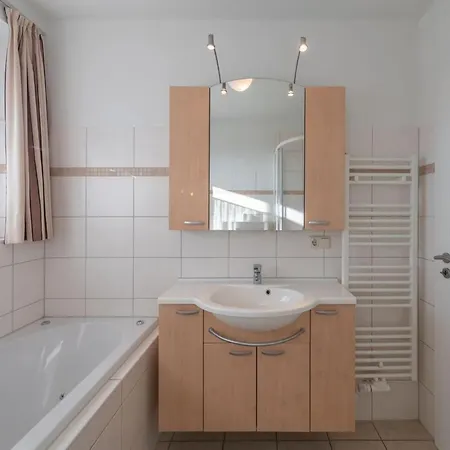 Apartment Im In *